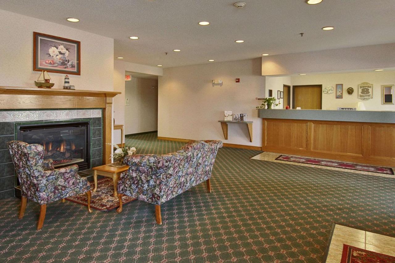 Rodeway Inn Urbana Champaign University Area Exterior foto